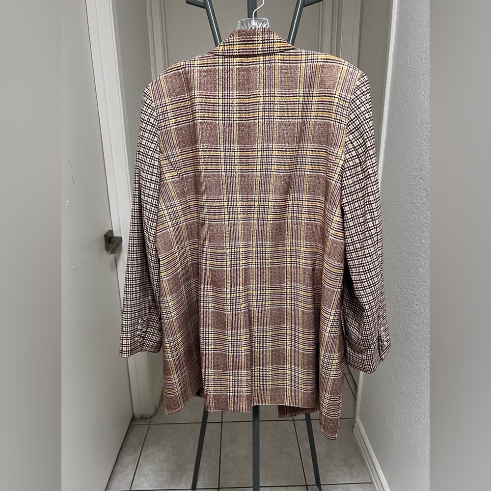 Vince Camuto Checkered Blazer - Picture 6 of 6